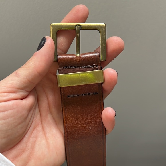 RARE: Vtg Burberry Leather Belt with Gold Hardware - Picture 3 of 8